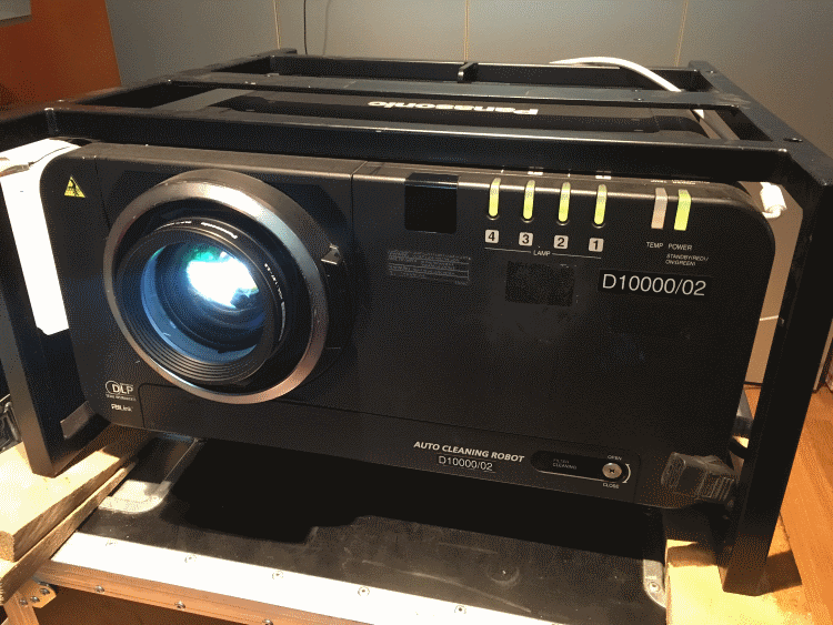 PANASONIC PT-D10000 SXGA+