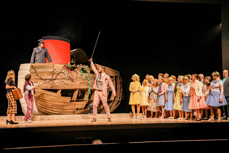 Holzschiff aus „Zar und Zimmermann“