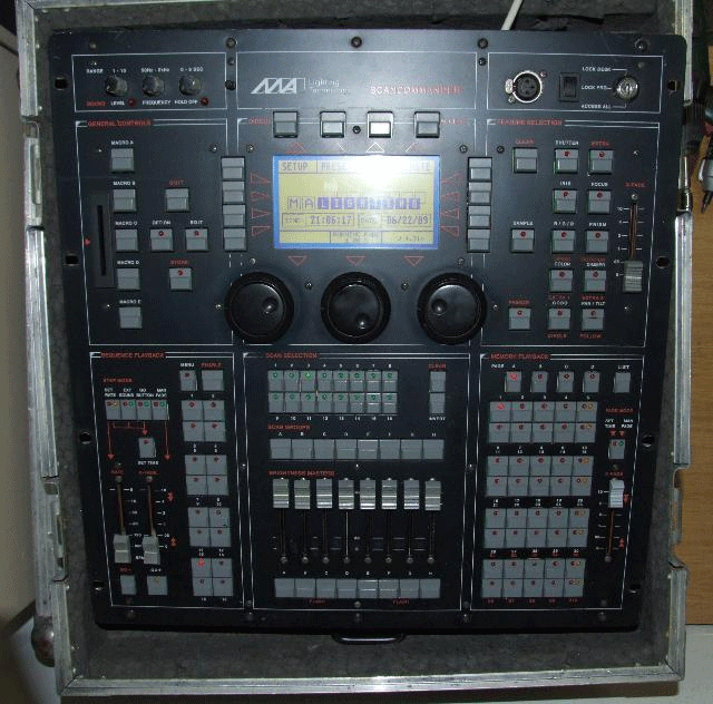 Lichtsteuerpult : Scancommander 19"