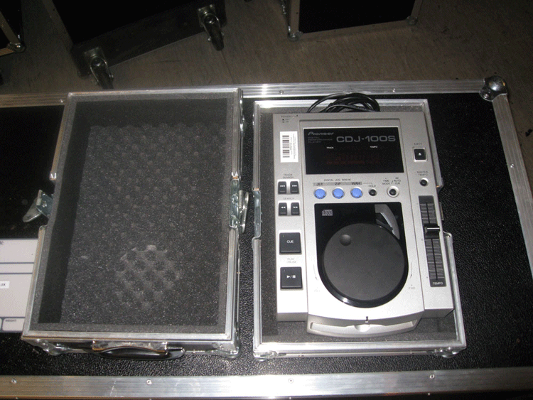 CD-Player inkl. Haubencase