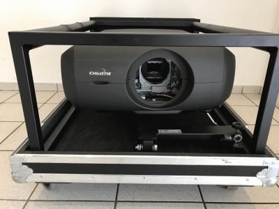 Christie LX 1500 Videobeamer