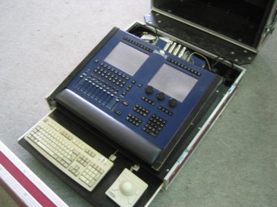 Flying Pic, Wholehog II + Expansion (Faderboard)