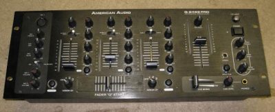 American Audio Q-2422 DJ Mischpult 19"