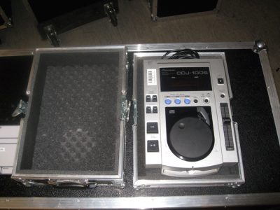 CD-Player inkl. Haubencase
