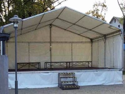 Bühne mit Dach 8 x 6m